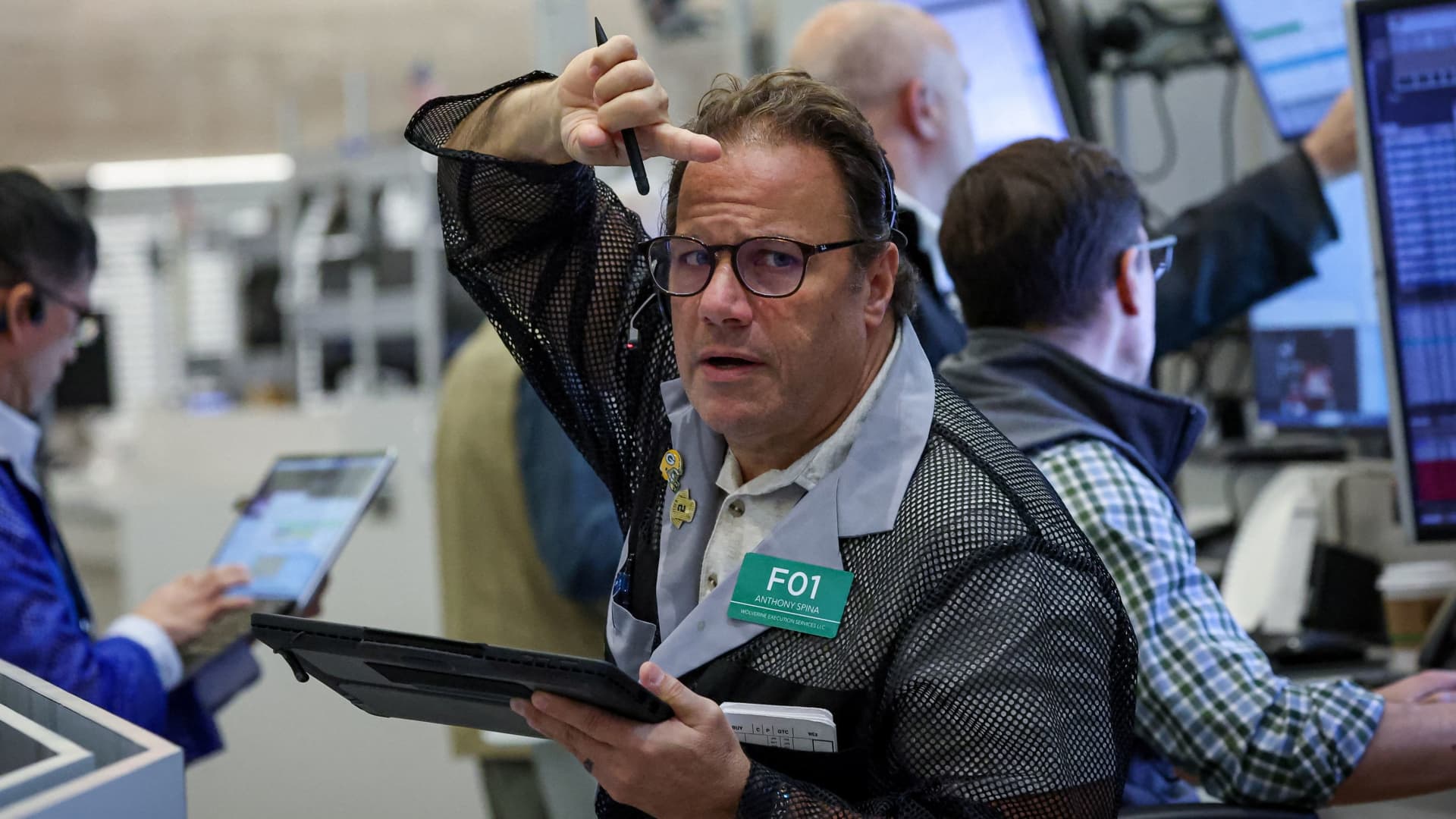 Stock market today: Live updates