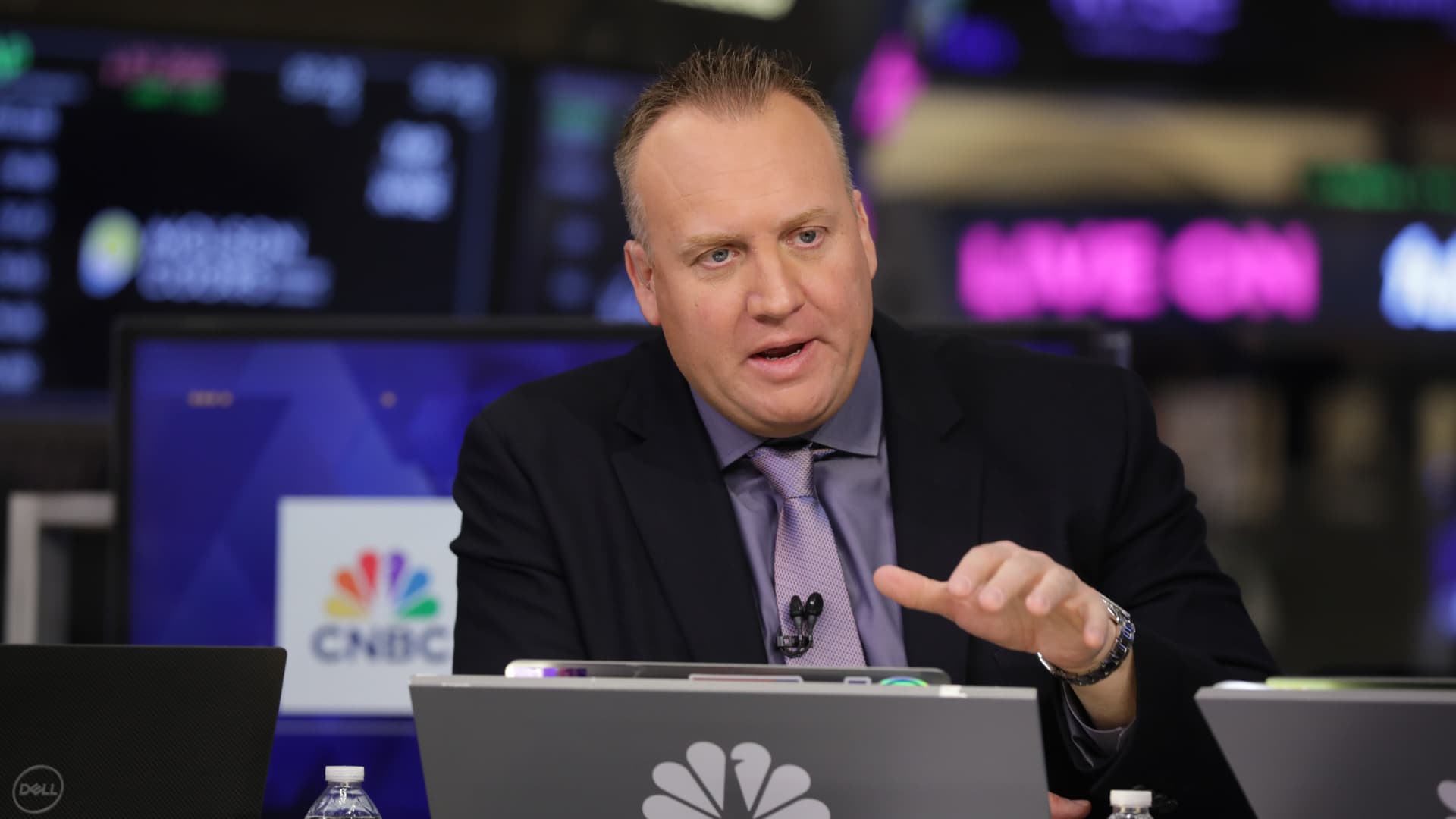 A bubble may be forming, but there are still good investments in this market, says Josh Brown
