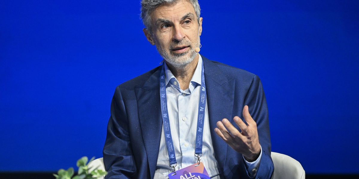 AI godfather warns humanity risks extinction by hyperintelligent machines with their own ‘preservation goals’ within 10 years