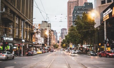 Asia markets set for lower open as banking and trade fears take hold