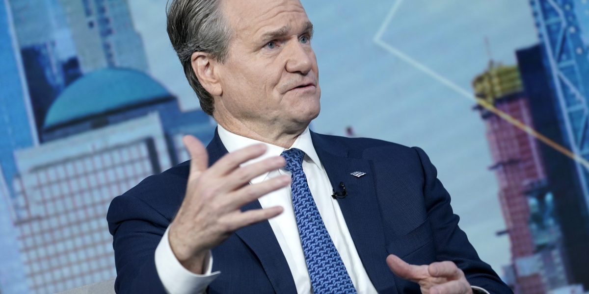 Bank of America CEO Brian Moynihan sounds the alarm on economic impact of government shutdown