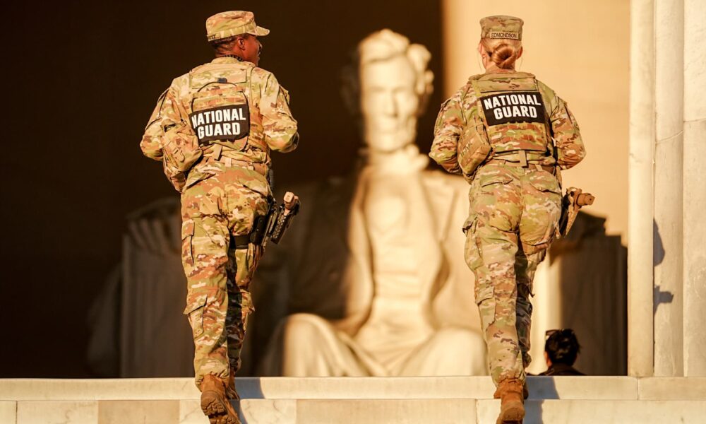 Bill to pay military during government shutdown fails in Senate