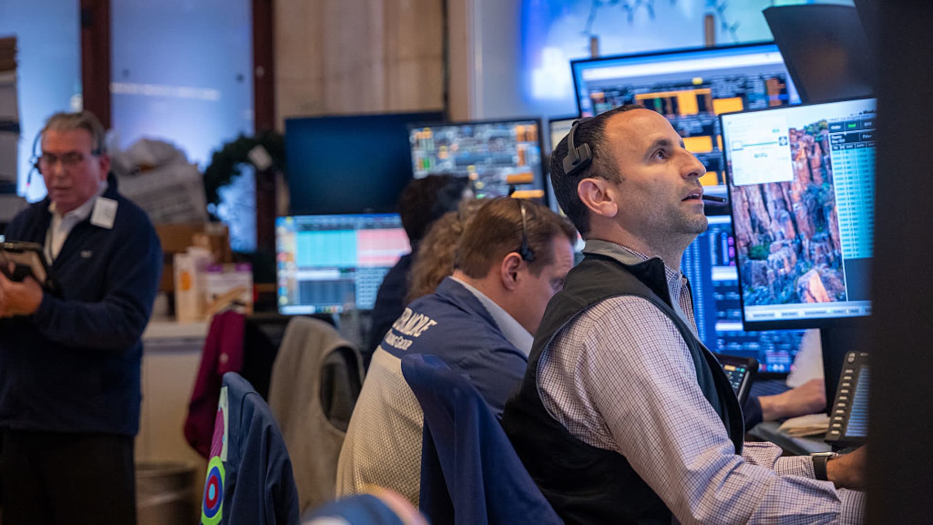 Buy puts in weak stocks