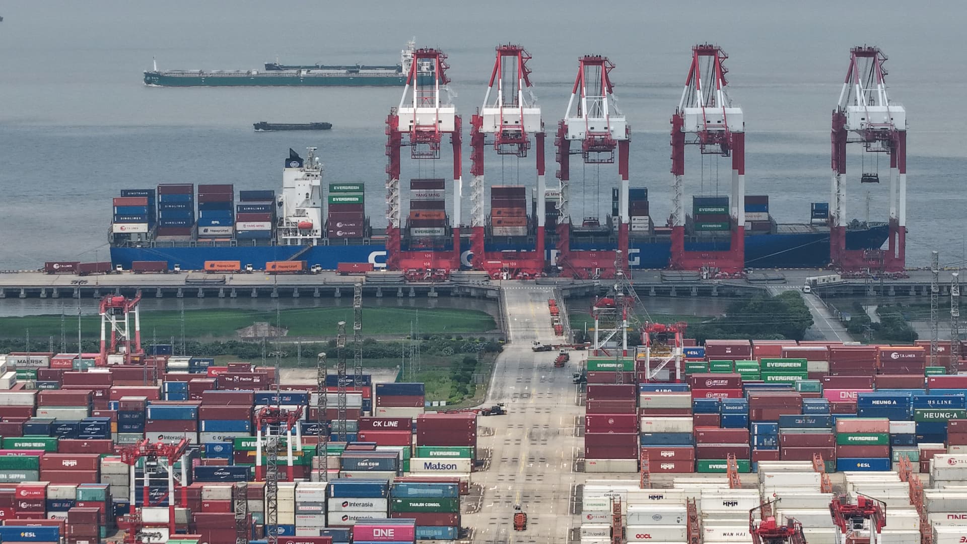 China targets five U.S. subsidiaries of South Korea's Hanwha Ocean over Washington shipping probe