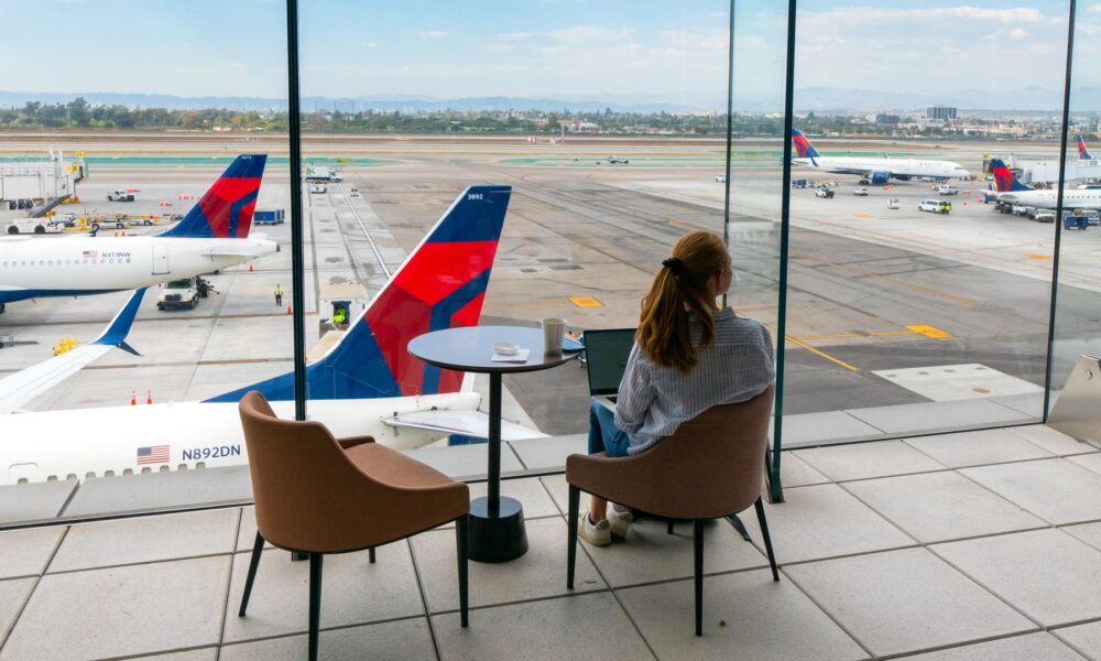 Delta premium travel set to overtake coach cabin sales next year