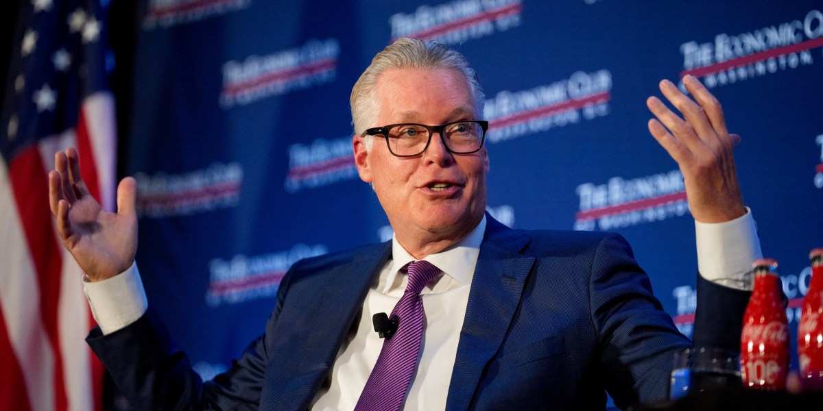 Delta's bet on wealthy Americans driving the economy is working: Premium seats are set to overtake main cabin for the first time in history