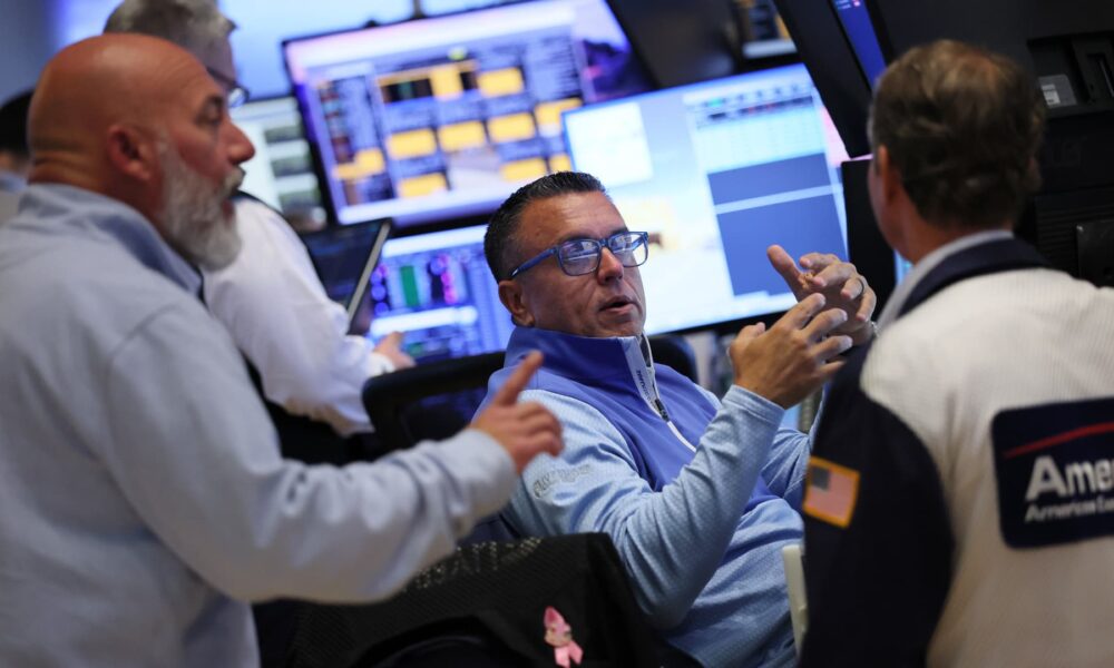 European markets head for higher open as traders assess U.S.-China dispute