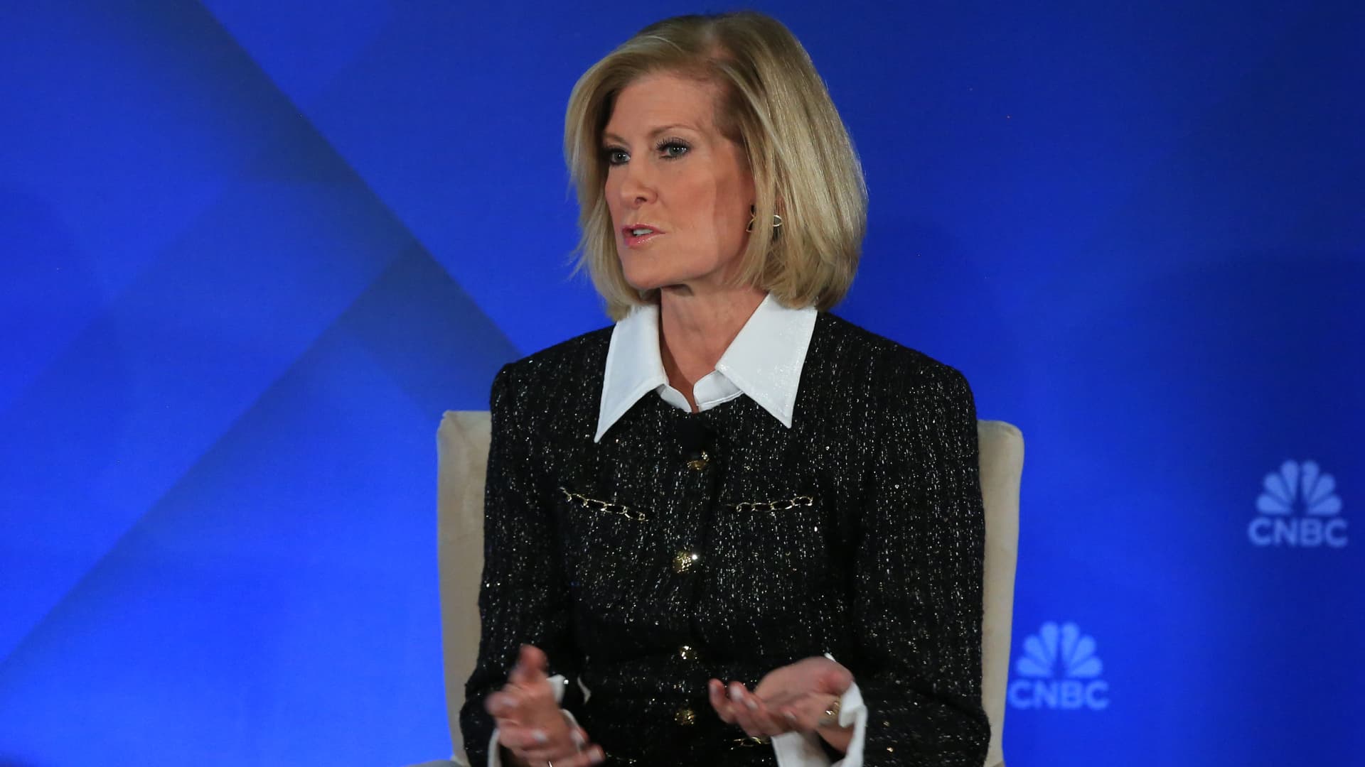AI isn't a bubble but rather an opportunity, JPMorgan's Erdoes says