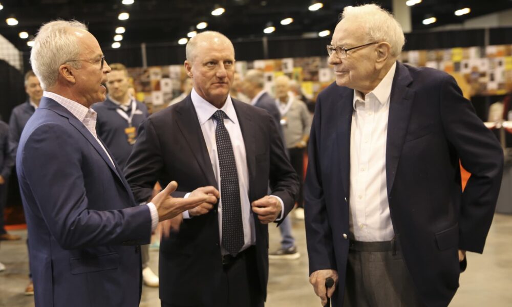 Buffett's Berkshire posts solid earnings. But Wall Street doubts the stock can rally with Buffett's exit looming