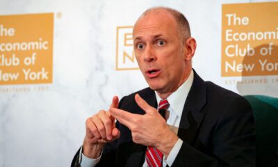 Chicago Fed's Goolsbee says he's cautious about further rate cuts during shutdown