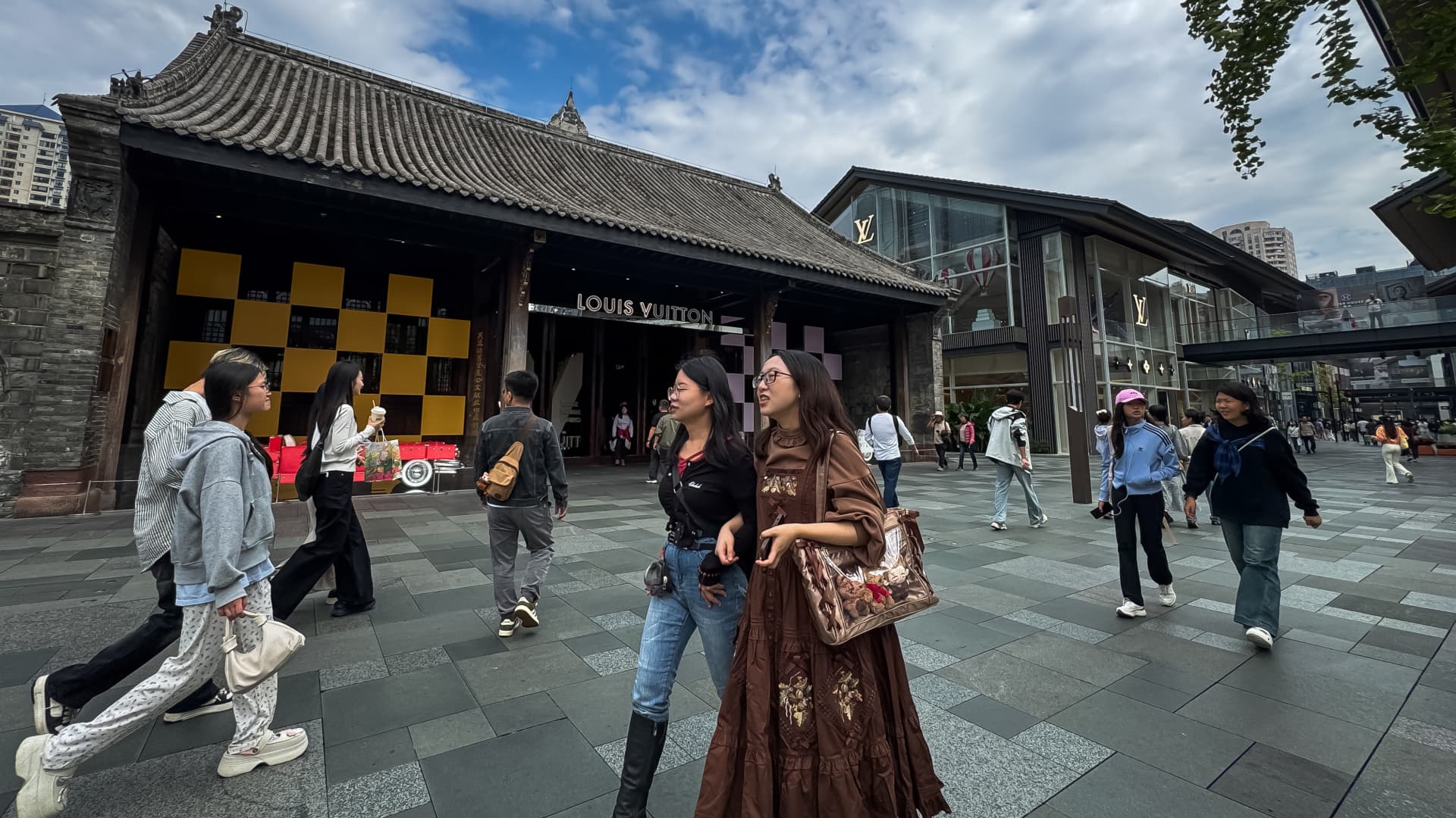 China's economic slowdown deepens in October as housing slump worsens and investments shrink more than expected