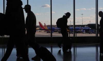 FAA is silent but airlines see a busy and healthy Thanksgiving travel season