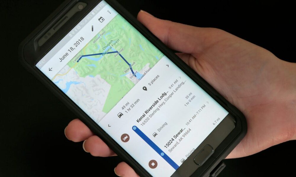 Google Maps, now brought to you with an AI conversational companion
