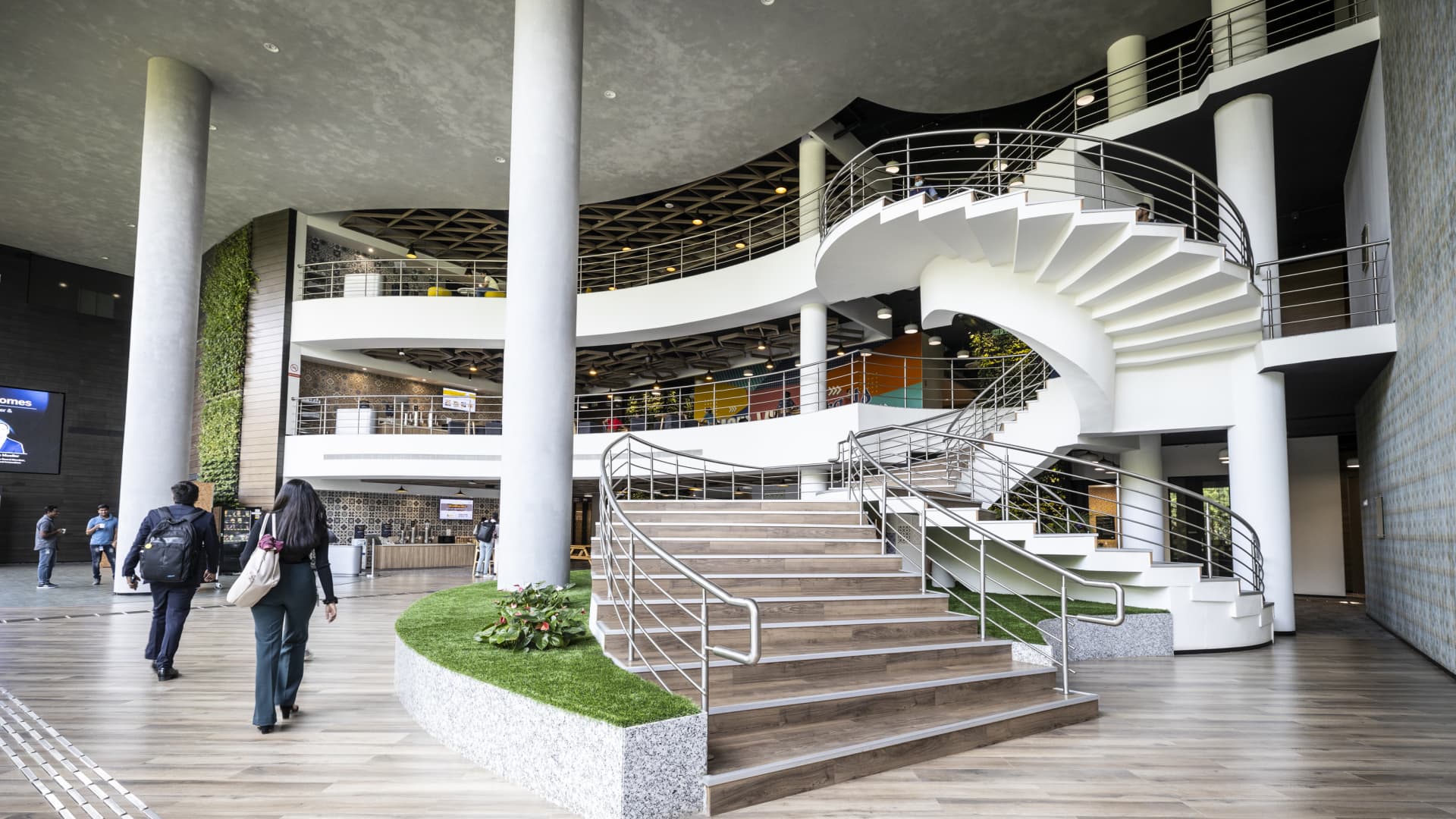 India’s ‘back offices’ are evolving into leadership hubs for global companies