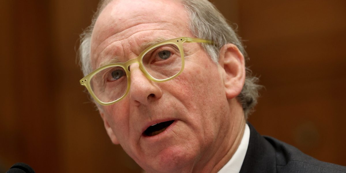 Legendary DC diplomat feels 'like Paul Revere' about the $38 trillion national debt: 'The crisis is coming!'