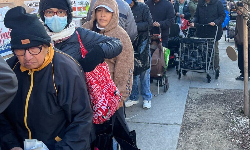 Long lines form at food pantries after SNAP payments were suddenly cut off due to the government shutdown