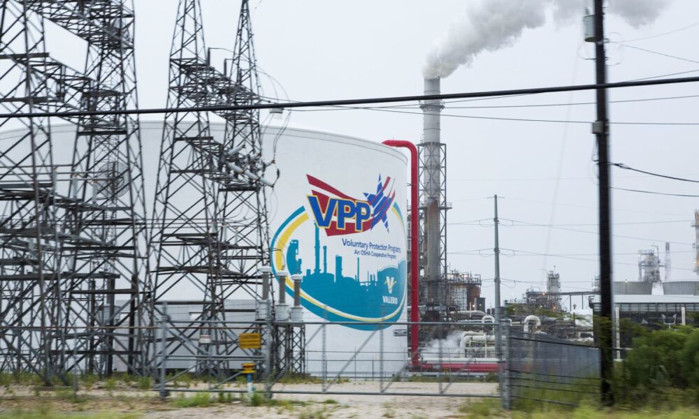 Top Wall Street analysts suggest these 3 dividend stocks for enhanced total returns