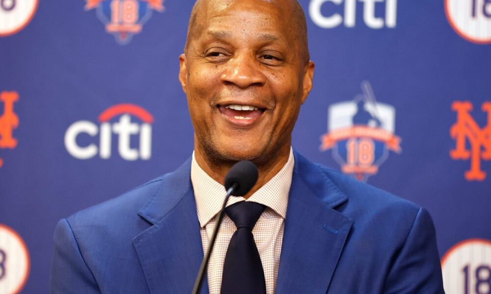Trump pardons Darryl Strawberry, from one icon of 1980s New York City to another