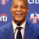 Trump pardons Darryl Strawberry, from one icon of 1980s New York City to another