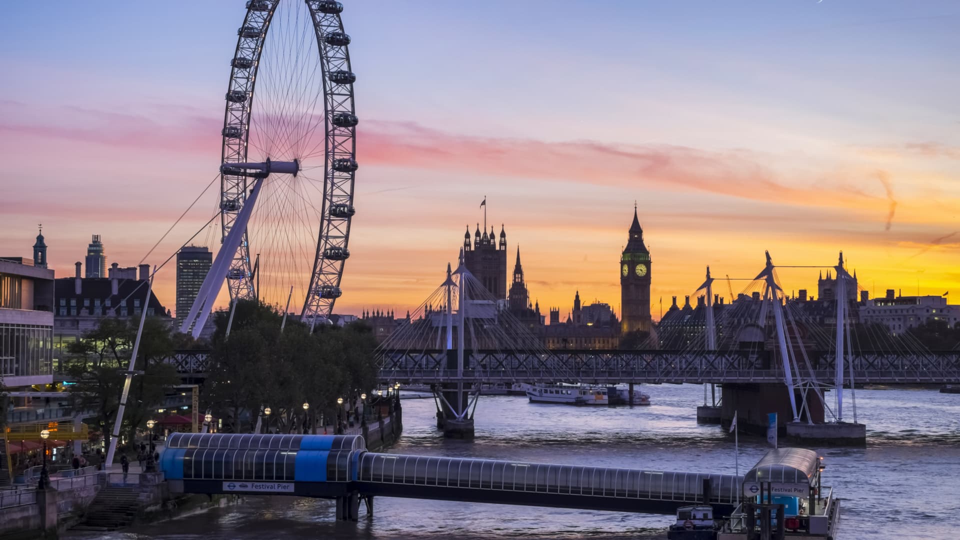UK unemployment data adds pressure to Reeves