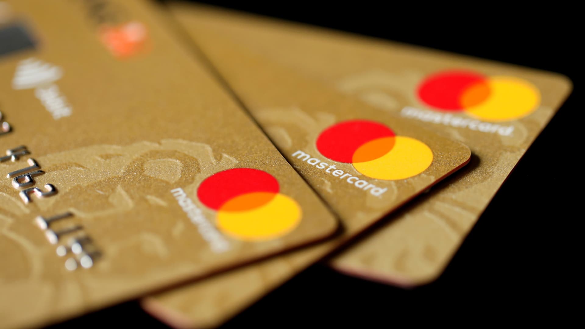 Visa, Mastercard reach revised swipe-fee settlement with merchants