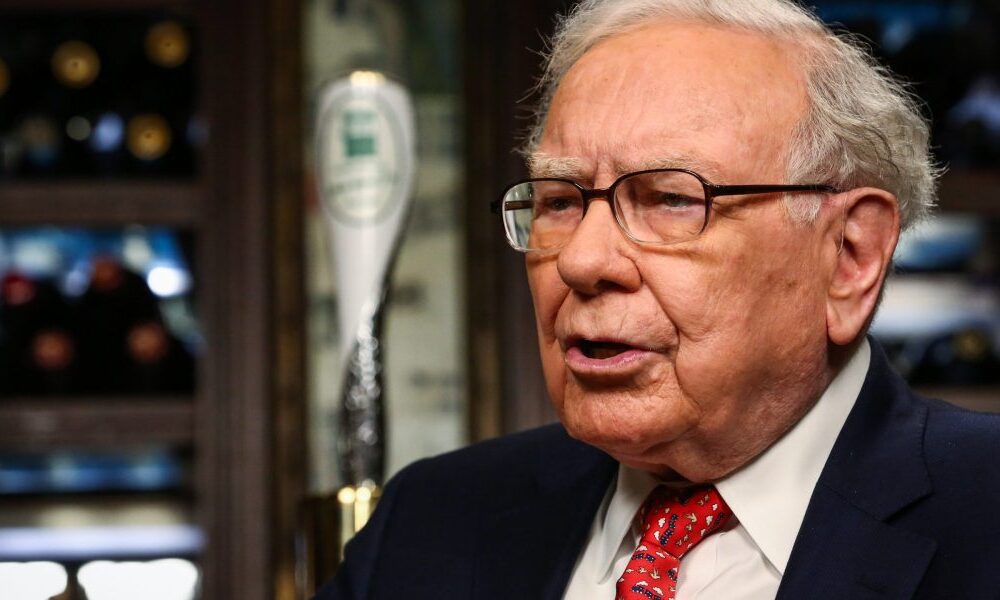 Warren Buffett admits his Giving Pledge philanthropy was not ‘feasible’—he’s instead left his three kids $500 million a year to give away