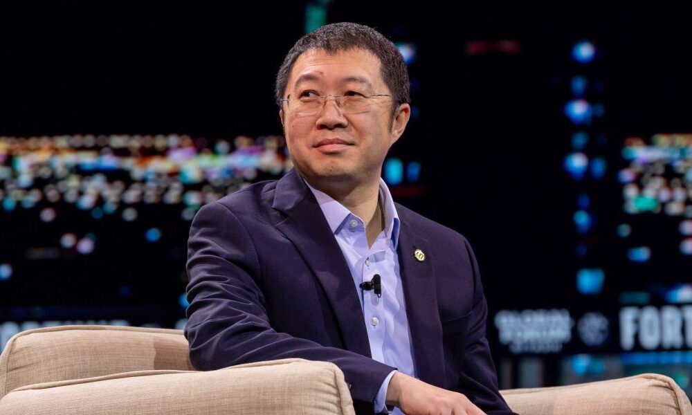 WeRide CEO pitches robotaxi safety as shares start trading in HK