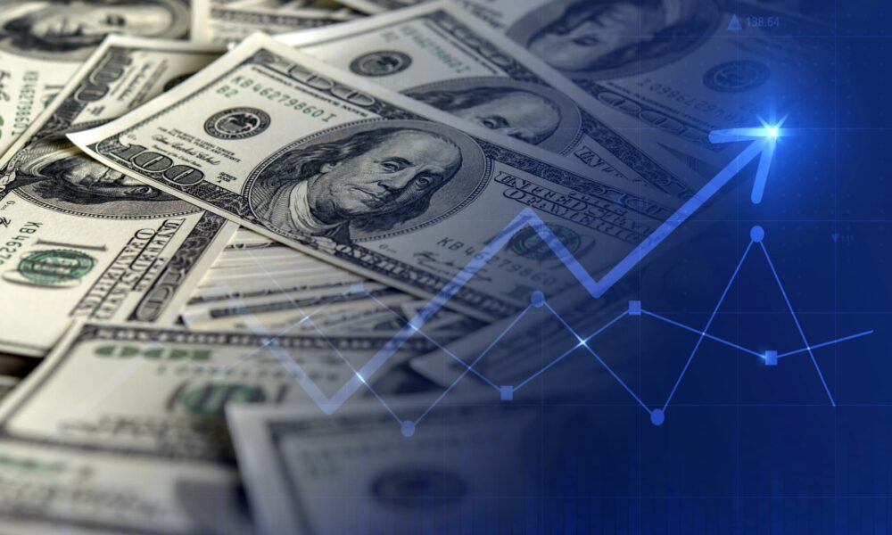 Where the manager of this top Morningstar-rated fund is finding income right now